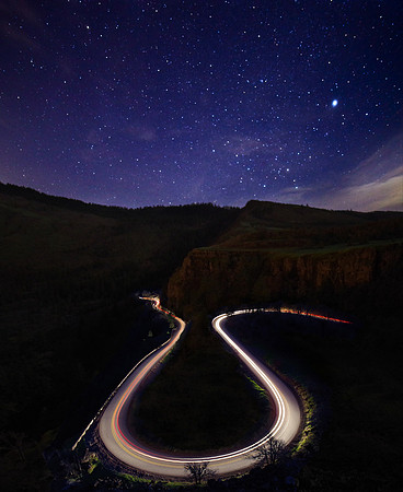 Rowena Crest Light Trail